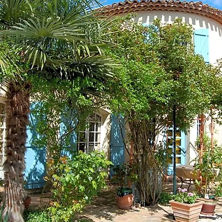 Les Bruyeres D'hote De Charme Calme Assure Bed & Breakfast Loupia